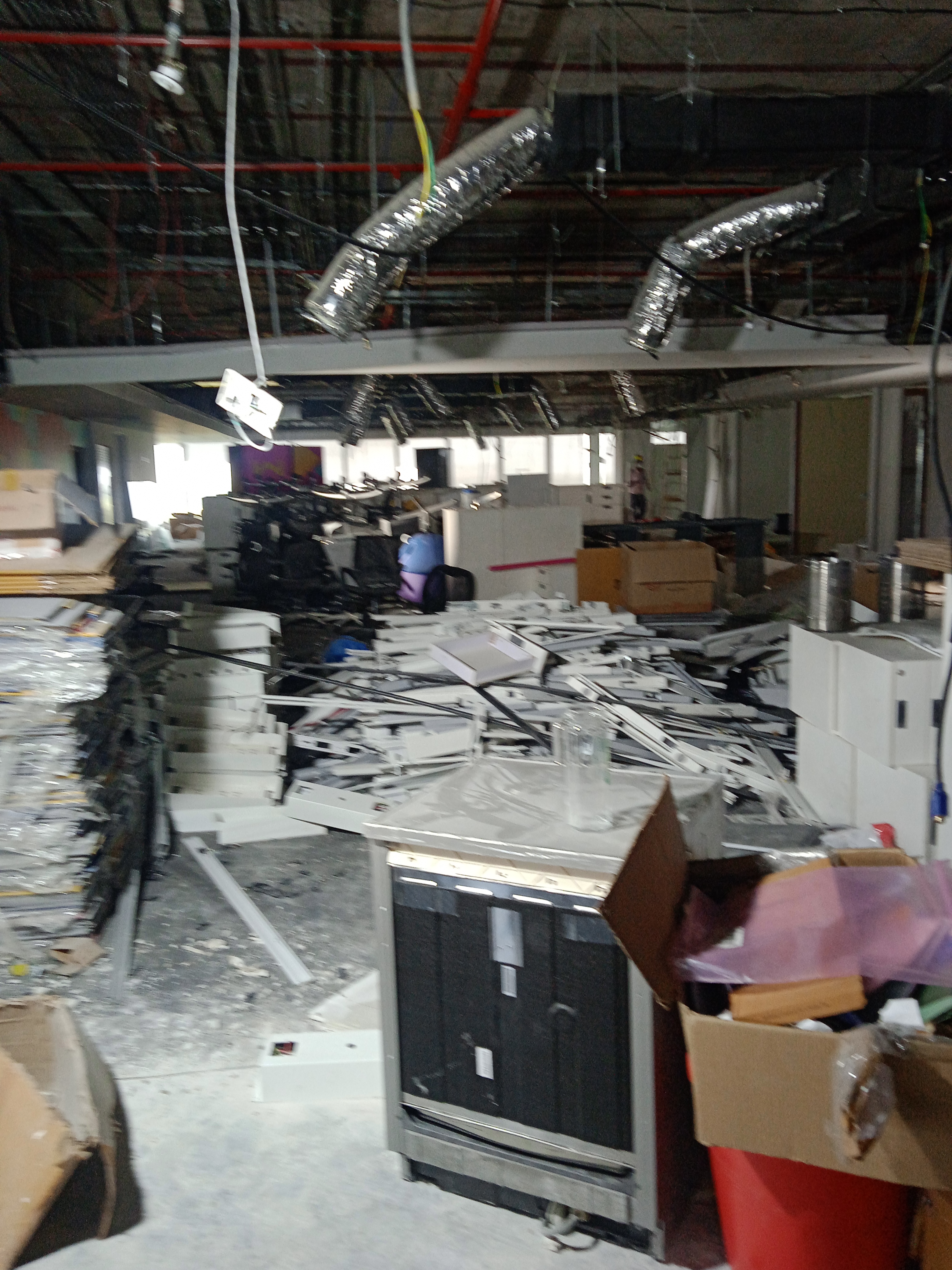 Office dismantling and demolition services - image 7